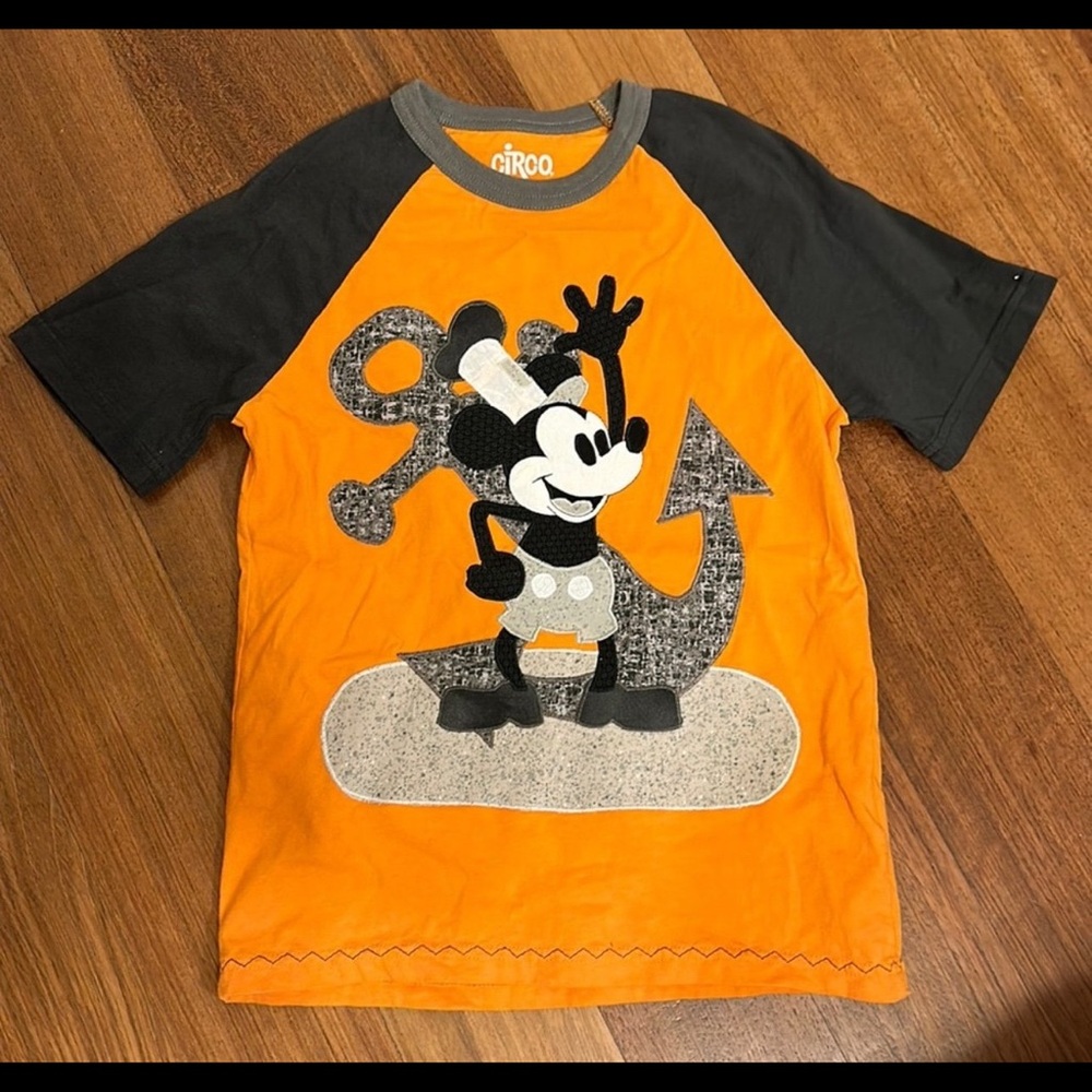 Custom made boys steamboat willie appliqué top sz 6/7